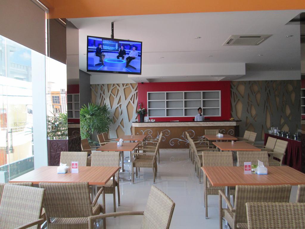 婆罗洲酒店 坤甸 外观 照片
